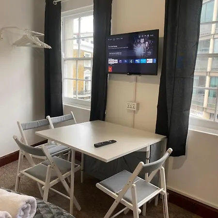 Kings Cross Private Rooms Londen Buitenkant foto
