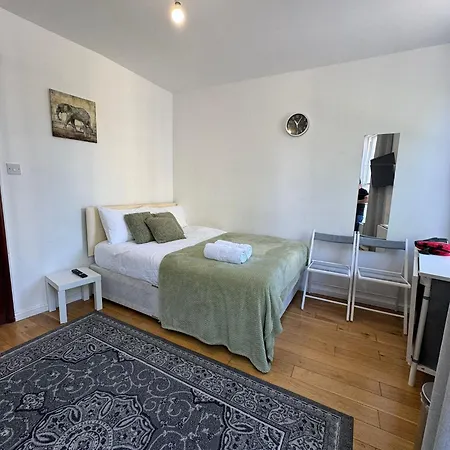 Kings Cross Private Rooms Londen Buitenkant foto